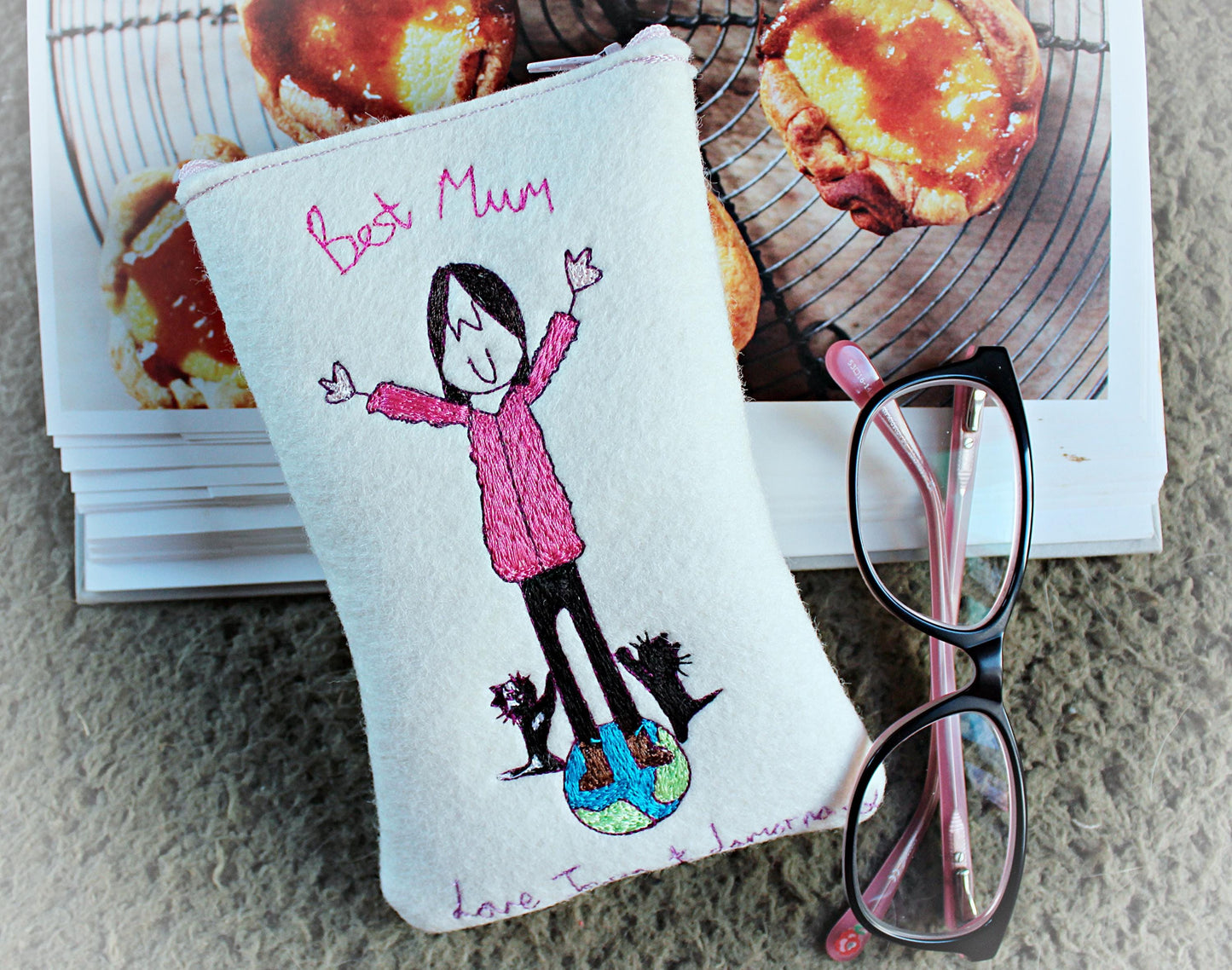 Best Mum in the World Personalised Glasses Case, embroidered