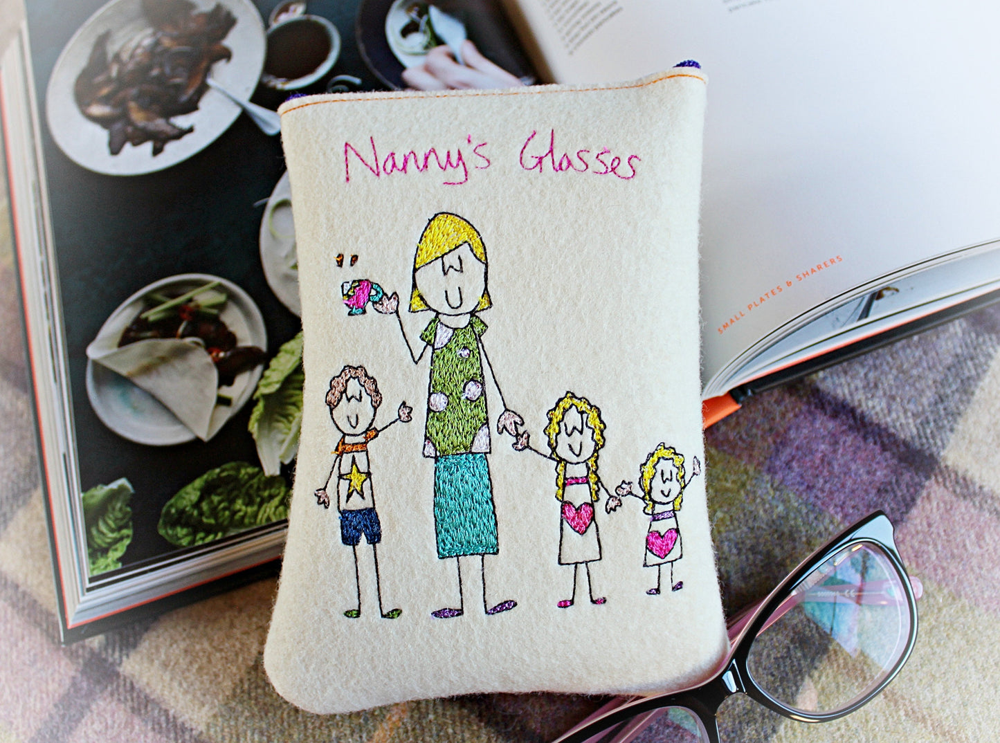 Granny's Glasses: Personalised, Embroidered Felt Glasses Case. Gift for Grandma