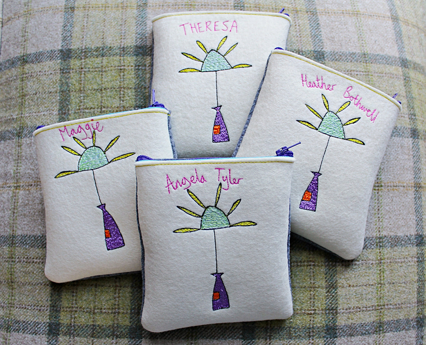 Flower Purse, personalised with name, handmade, embroidered, flower gift, personalised gift for girls, gift for friend, stocking filler