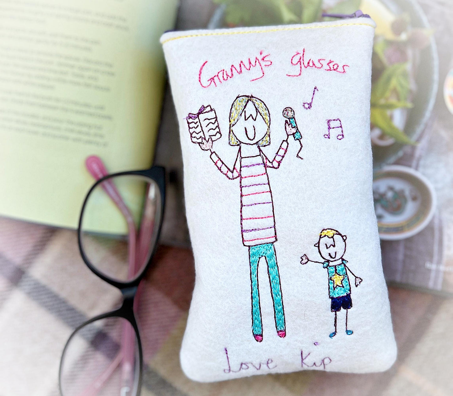 Granny's Glasses: Personalised, Embroidered Felt Glasses Case. Gift for Grandma